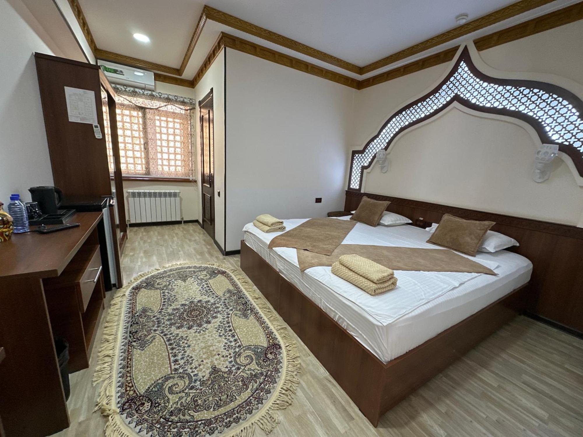 Khiva Minor Hotel Екстериор снимка